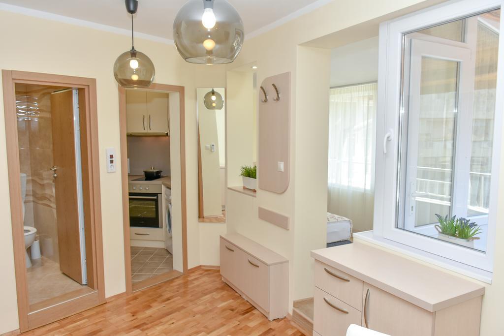 Luxury Apartments Burgas Exterior photo