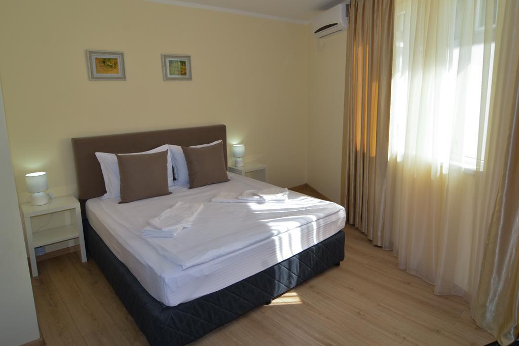 Luxury Apartments Burgas Exterior photo